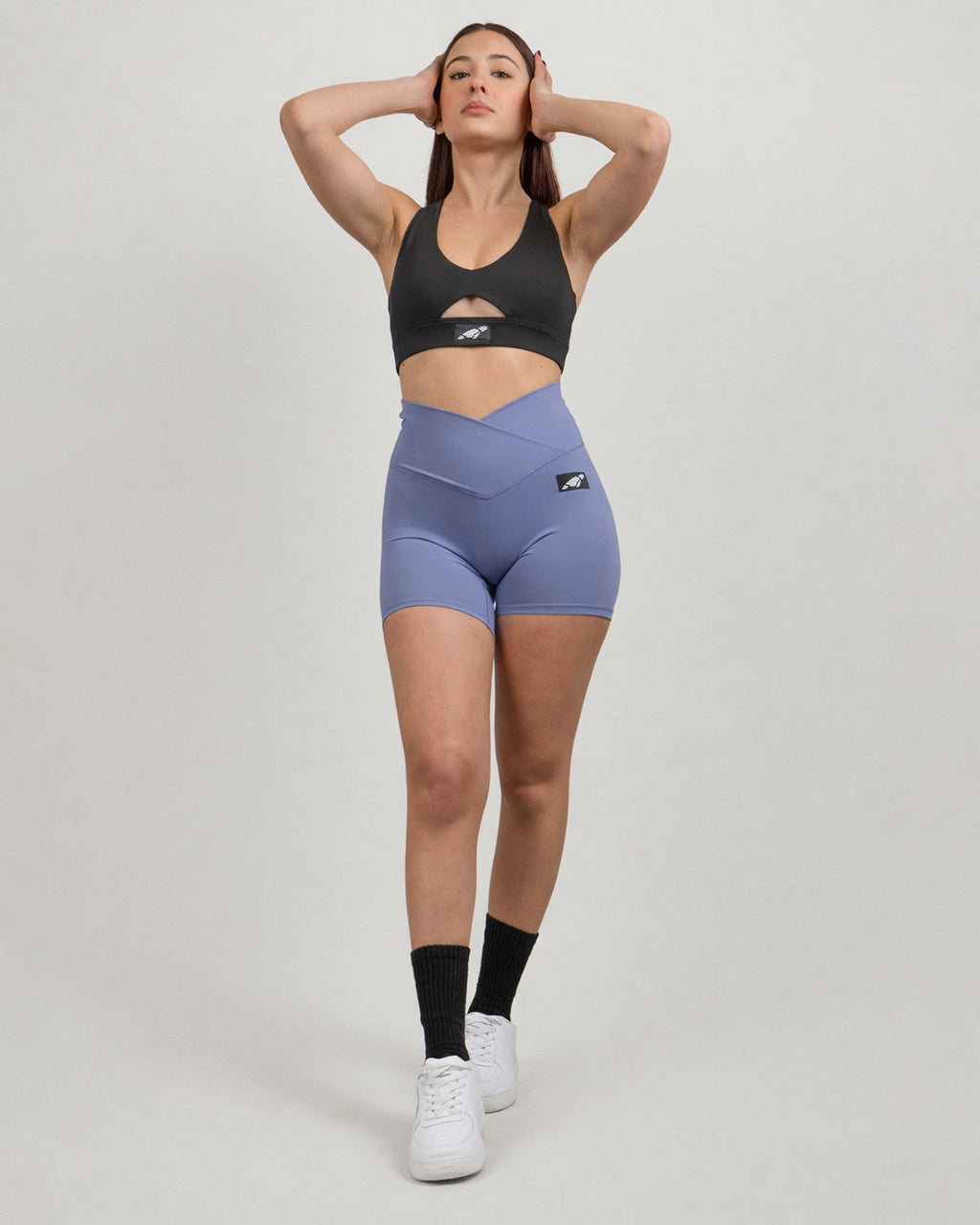 Short V-cut Leggings